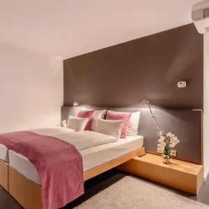 Plaza 4*, Graz Austria