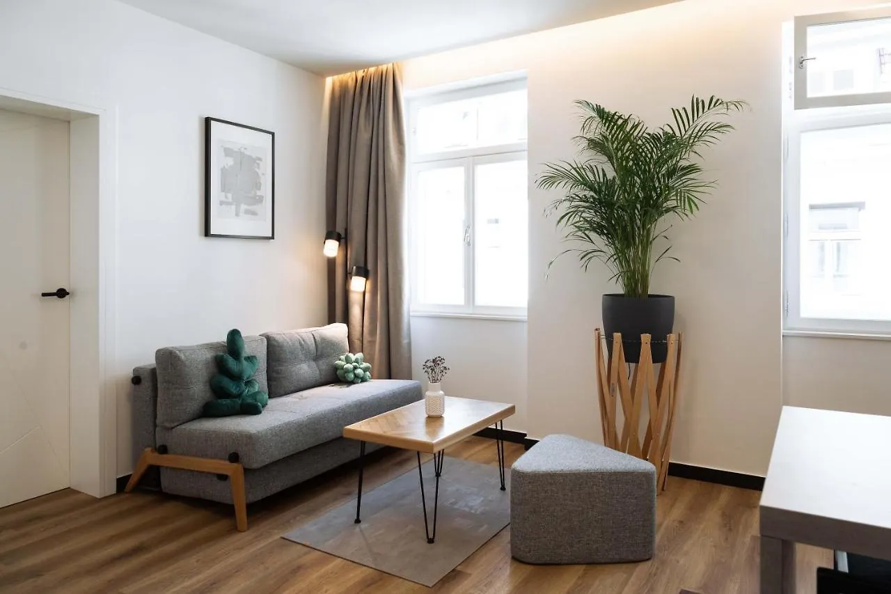 Urban Jungle Apartments Wiedeń